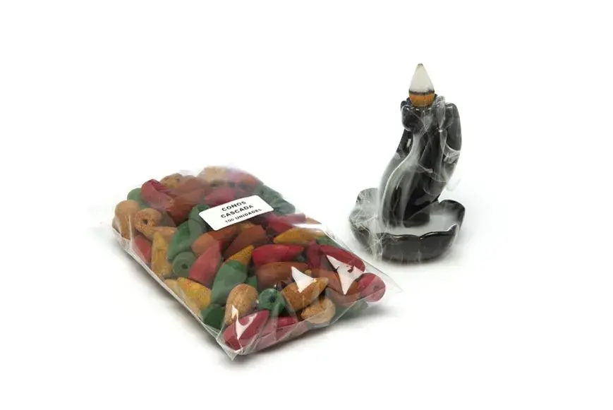 Sahumerios Conos Cascadas x 100 uni ( sin la cascada)