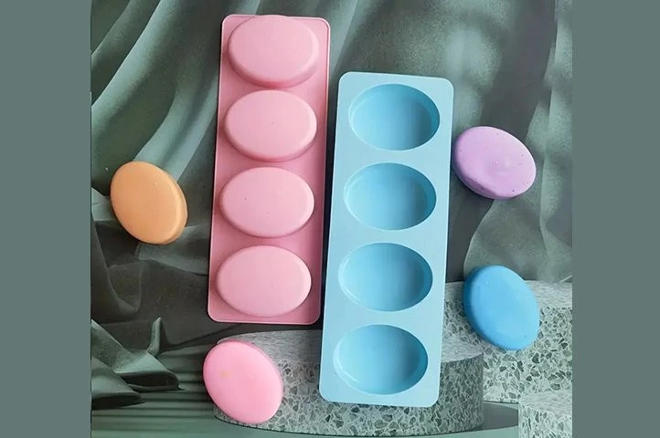 MOLDE SILICONA 4 JABONES OVALADOS LISOS