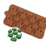 MOLDE SILICONA 8 BOMBONES HOJAS CANNABIS (LIS)